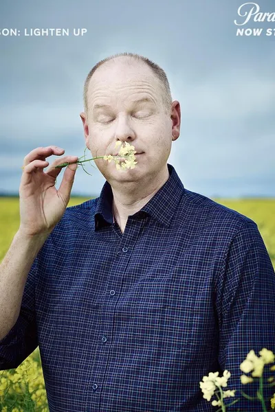 Tom Gleeson: Lighten Up